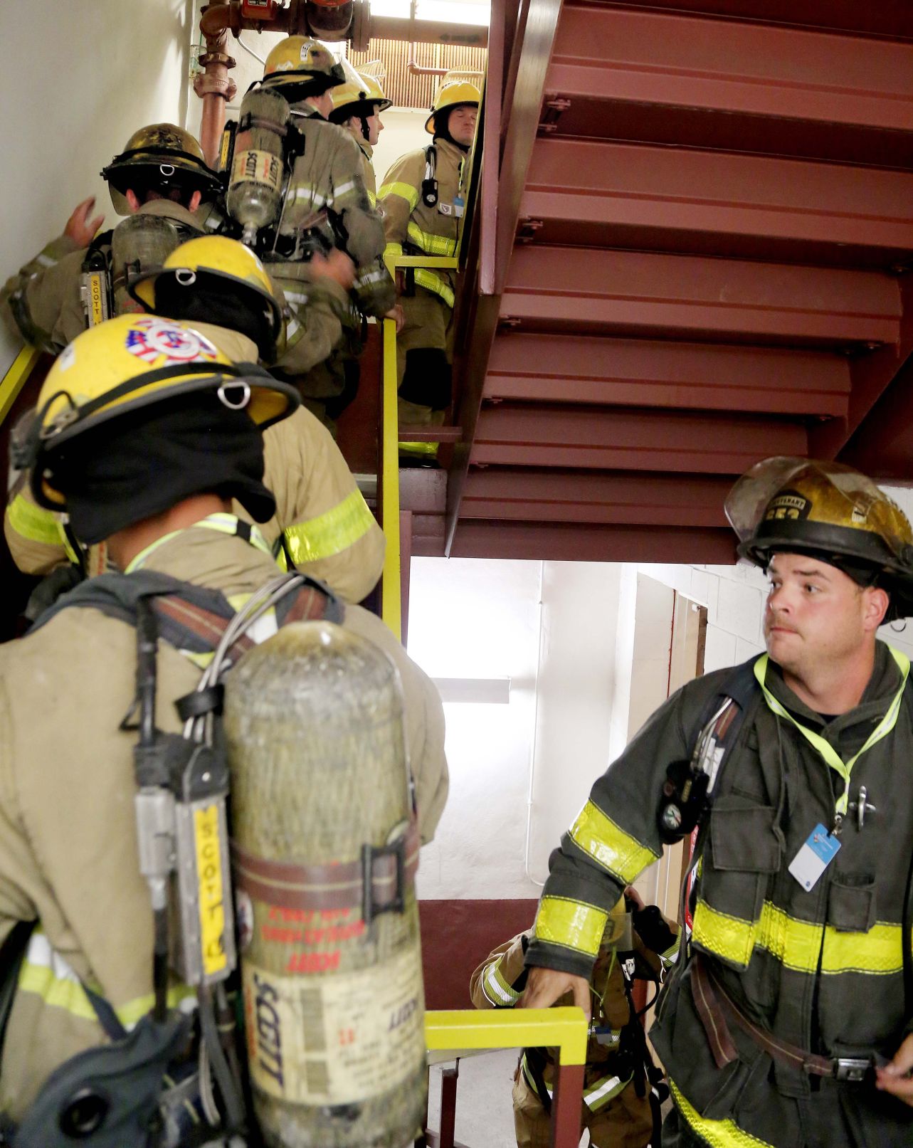 NOstairclimb235.jpg